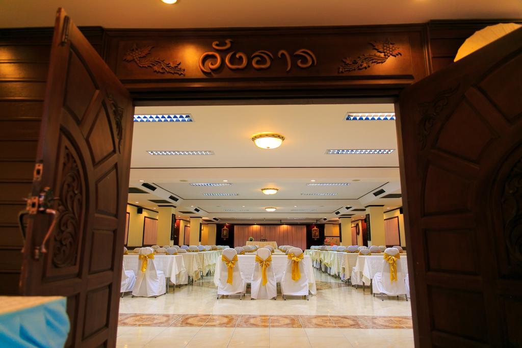 Regent Lodge Λαμπάνγκ Εξωτερικό φωτογραφία
